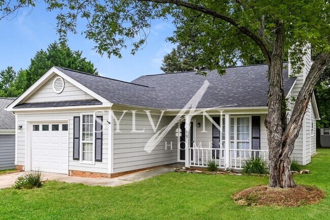 Foto del edificio - This adorable home is ready for your perso...