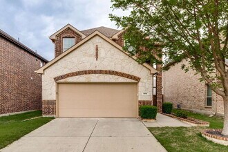 Building Photo - 204 Black Bear Dr