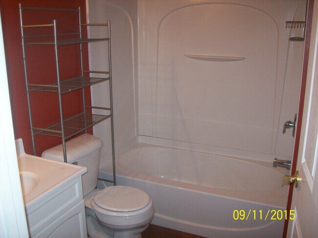 Foto del edificio - 652 Wisconsin St