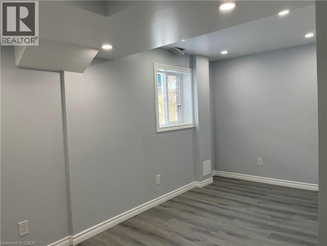 Building Photo - 58 Pathfinder Crescent