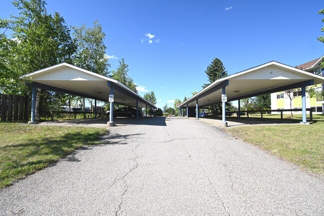 Building Photo - 4280 Quentin Ave