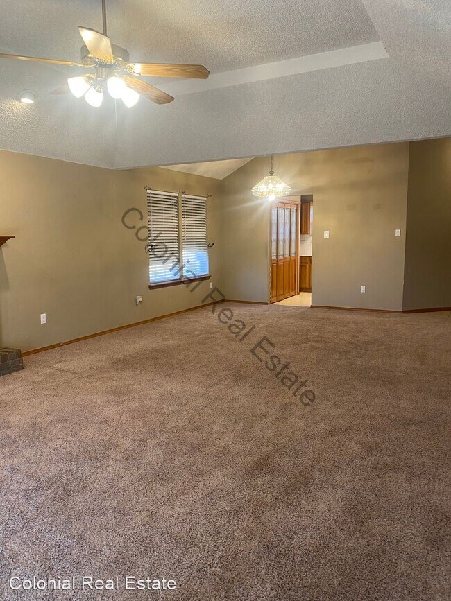 Building Photo - 3 br, 2 bath House - 112 Billys Circle