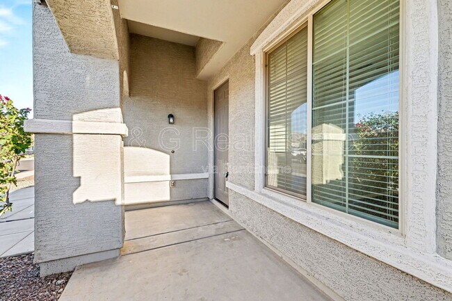 Foto del edificio - 2135 Tobias Way