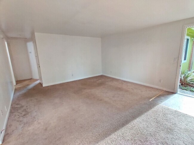 Building Photo - 3520 7th Ave SW-Duplex