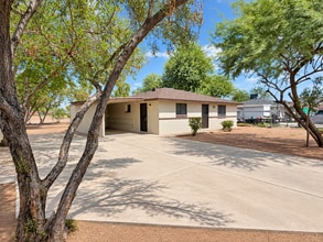 Building Photo - 3841 N 63rd Dr