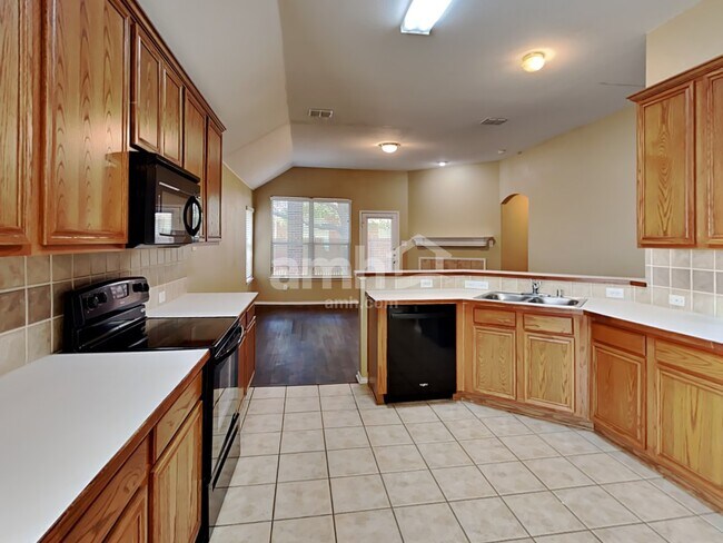 Foto del edificio - 9613 Glenshee Dr