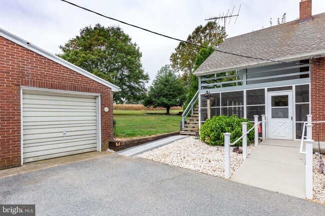 158 Leisters Church Rd Westminster Md 21157 House For Rent In