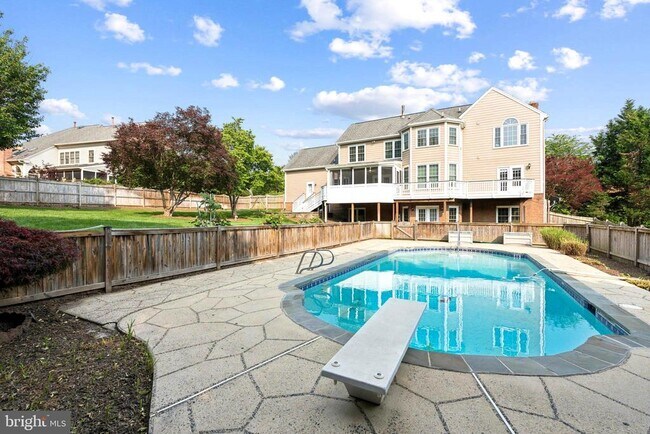 Foto del edificio - 1292 Middleton Ct