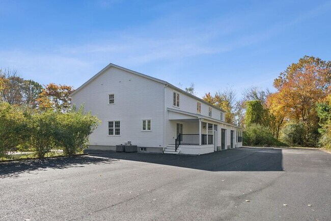 Foto del edificio - 16 Blacksmith Rd