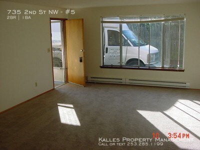 Building Photo - 735 2nd St NW