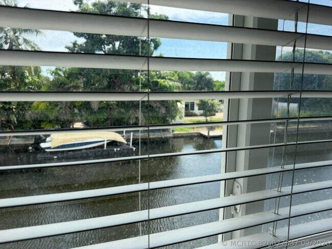 Foto del edificio - 1816 E Oakland Park Blvd