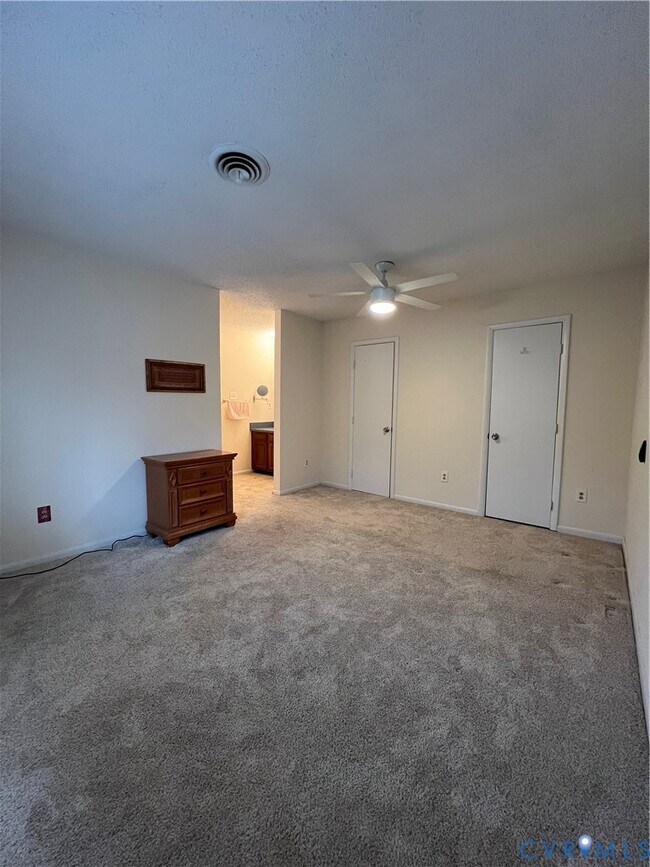 Foto del edificio - 2005 Rocky Creek Ln