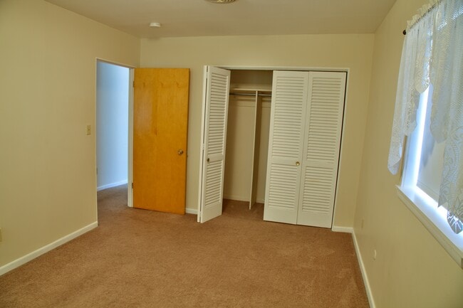Foto del edificio - 223 W Ridge St