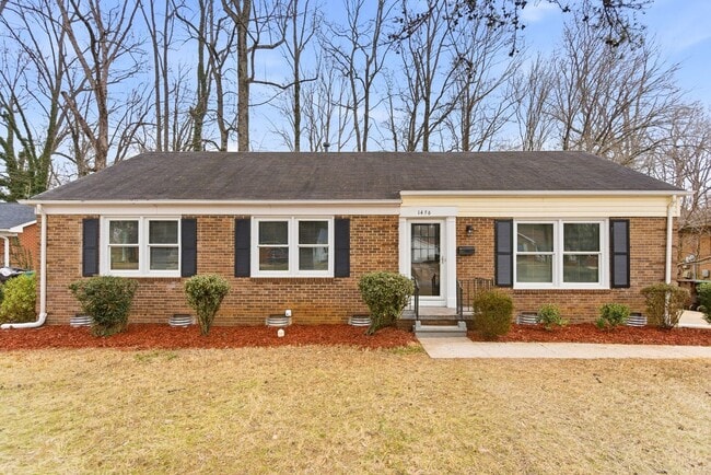 Building Photo - 1456 London Dr