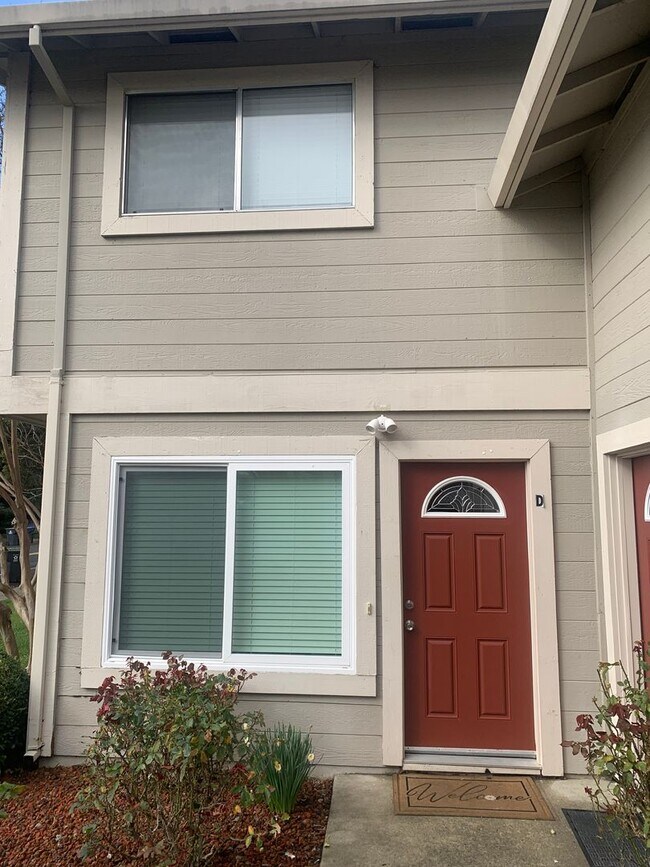 Foto del edificio - Updated Fairfield Apartment