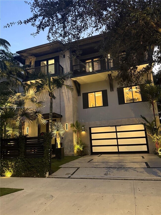 Foto del edificio - 3554 W Glencoe St