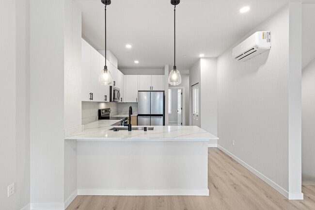 Photo - 16124 Cascadian Way Townhome