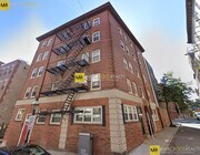 Primary Photo - 21 Moon St