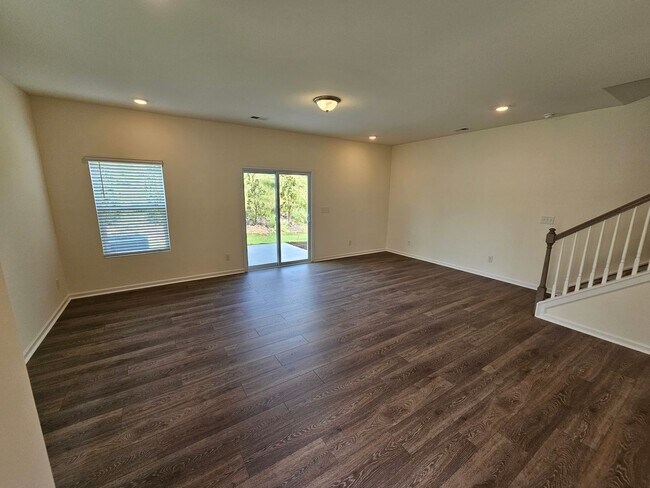 Building Photo - Brand New Townhome in Great community. Sam...
