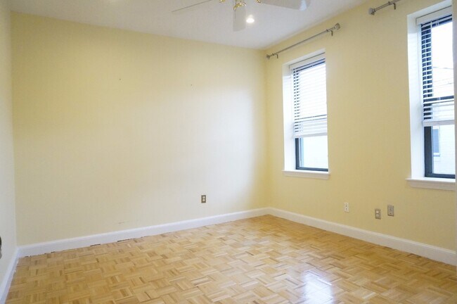Foto del edificio - 1415 Commonwealth Ave