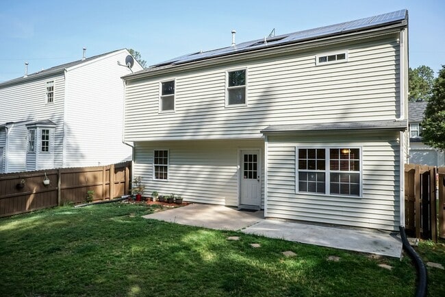 Building Photo - Amazing 4 bedroom home in Durham