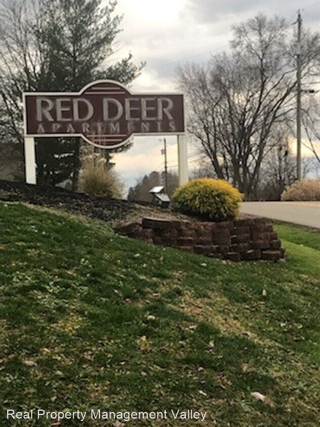 Primary Photo - 1 br, 1 bath House - 201 Red Deer Drive