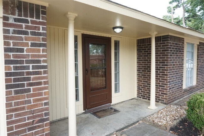 Building Photo - 5022 Fox Hollow Blvd