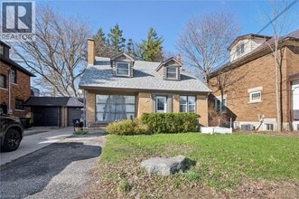Building Photo - 68 Highland Rd W