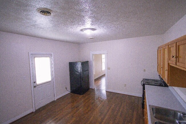 Foto del edificio - 510-512 Baltimore St