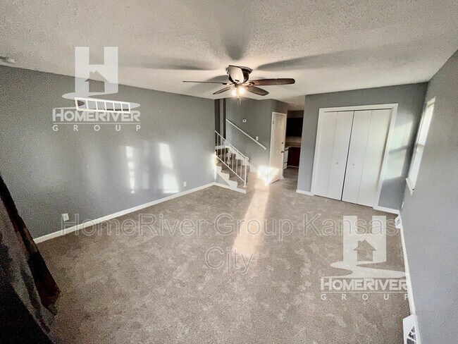 Building Photo - 16725 Bel- Ray Blvd