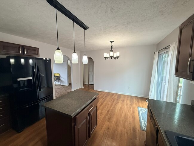 Building Photo - 2293 Flint Dr