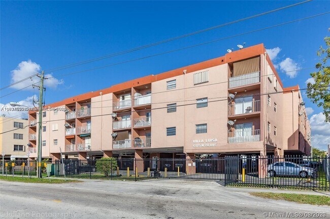 Foto del edificio - 6175 W 20th Ave