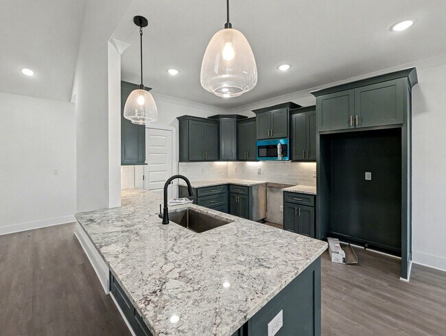 Building Photo - 43 Blairgowrie Dr