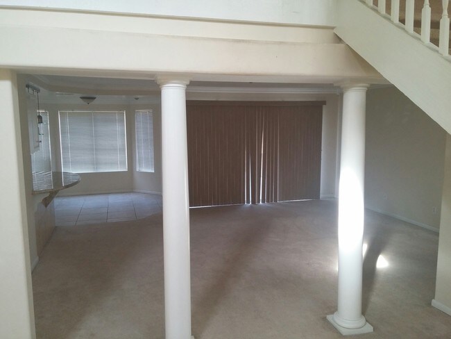 Foto del edificio - 24296 Harvest Rd