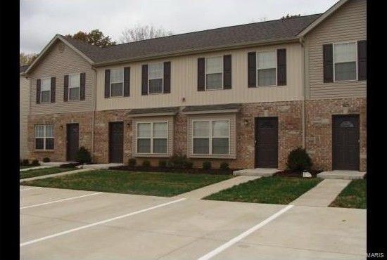Building Photo - Elm Tree Commons