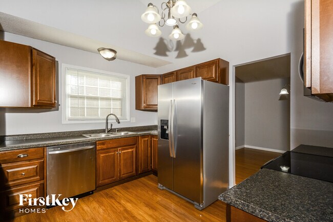 Foto del edificio - 213 Hollyberry Ct