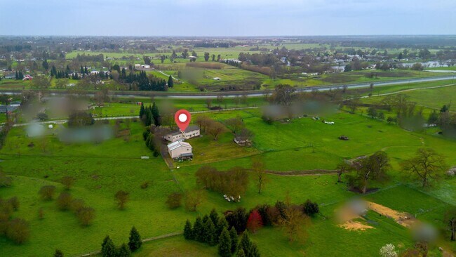 Foto del edificio - 12707 Leo Ln