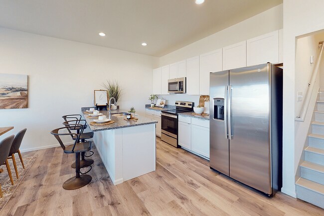 Norte - Cocina - Clear Ridge Townhomes