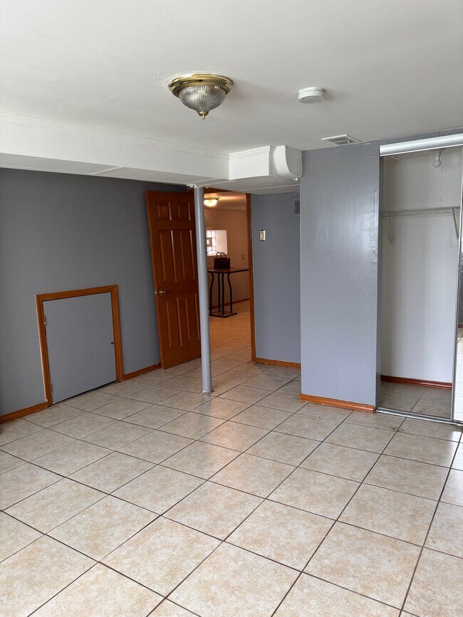 Foto del edificio - 5510 W Cortland St