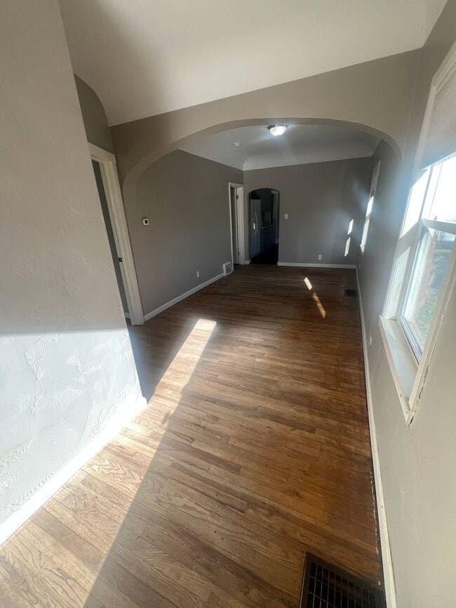 Foto del edificio - 604 N 10th Ave