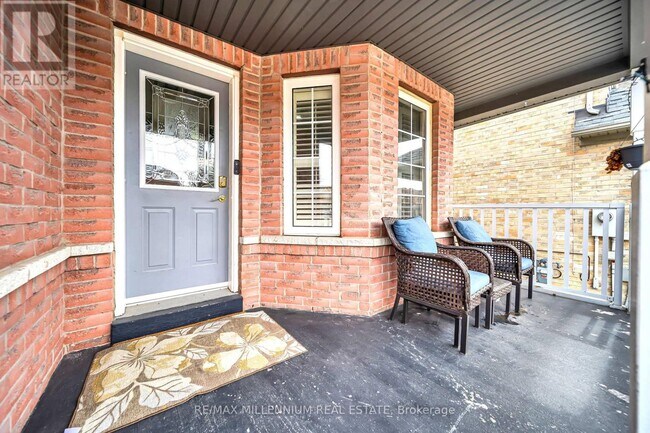 Building Photo - 3044 McDowell Dr