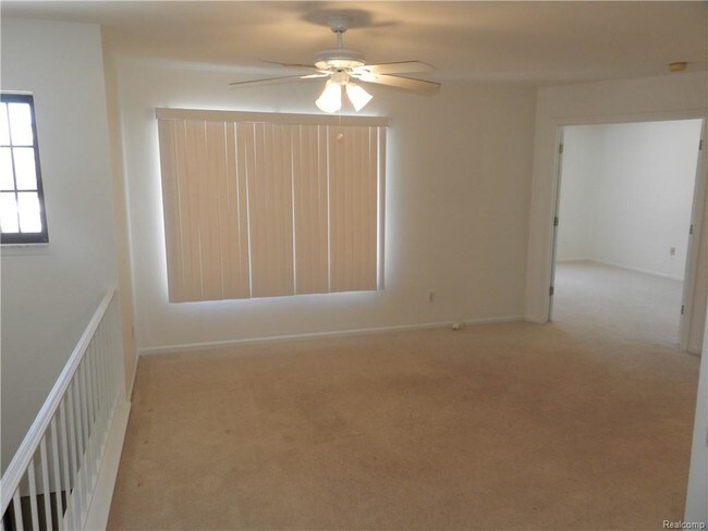 Foto del edificio - 1560 Meadowside Dr