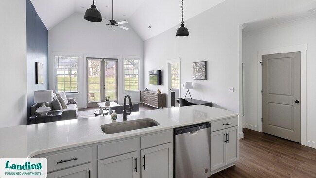 Foto del edificio - 22052 Stratford Wy