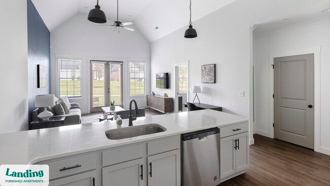 Building Photo - 22052 Stratford Wy