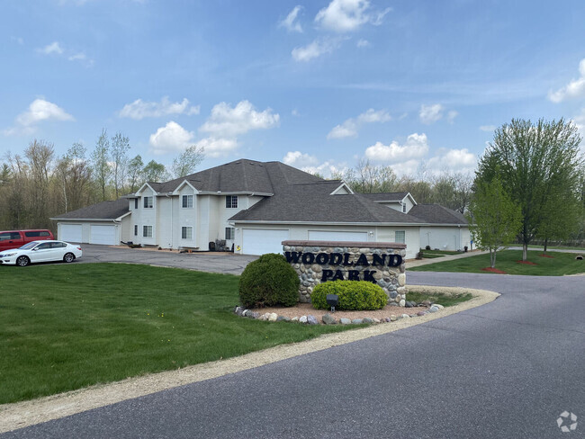 Building Photo - Woodland Park Apartments