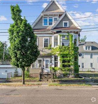 Building Photo - 548 Minnehaha Ave E