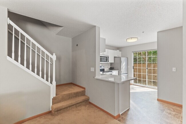 Foto del edificio - 8484 Minuteman Alcove