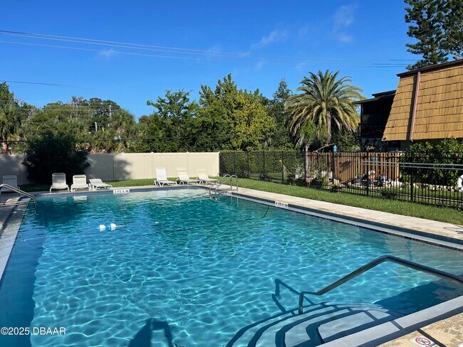 Foto del edificio - 152 Sweetgum Ln