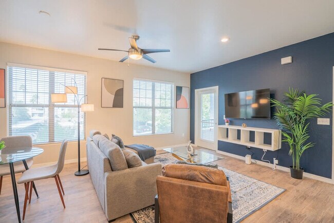 Building Photo - 10 W Minnezona Ave