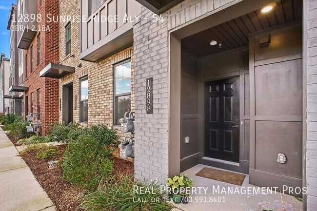 Foto del edificio - 12898 Sunrise Ridge Aly